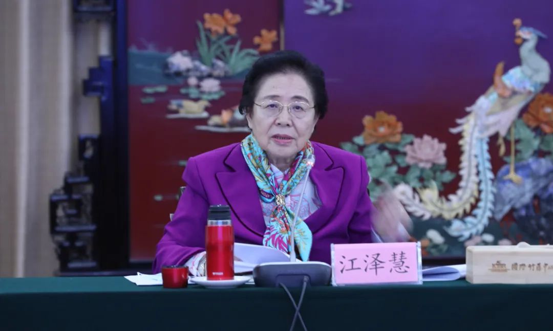 江澤慧.jpg